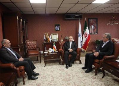 سلطانی فر در جمع پرسپولیسی ها: برانکو مربی باشخصیتی در ایران و منطقه است، تردید نکنید، شما قهرمان هستید