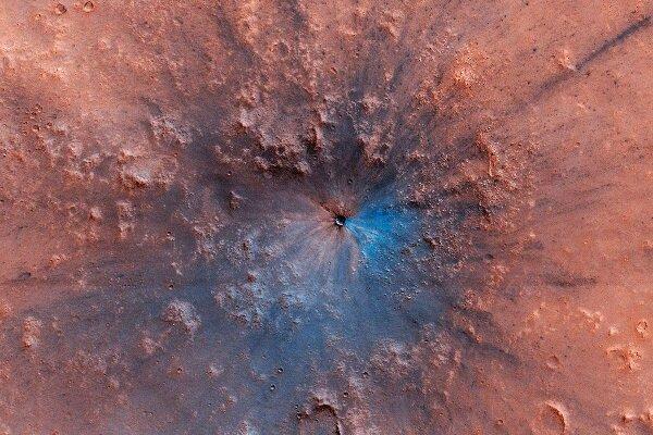 ایجاد دهانه جدید در مریخ با برخورد صخره فضایی