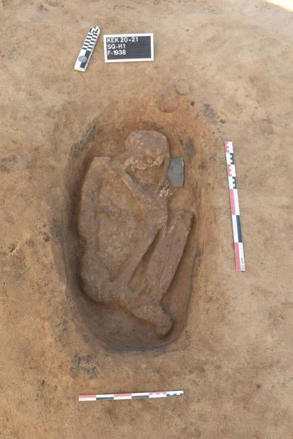 کشف گورهایی قدیمی از سه دوره تمدنی مختلف در مصر، عکس