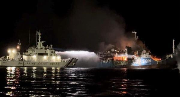 آتش سوزی کشتی تفریحی در فیلیپین جان 12 نفر را گرفت